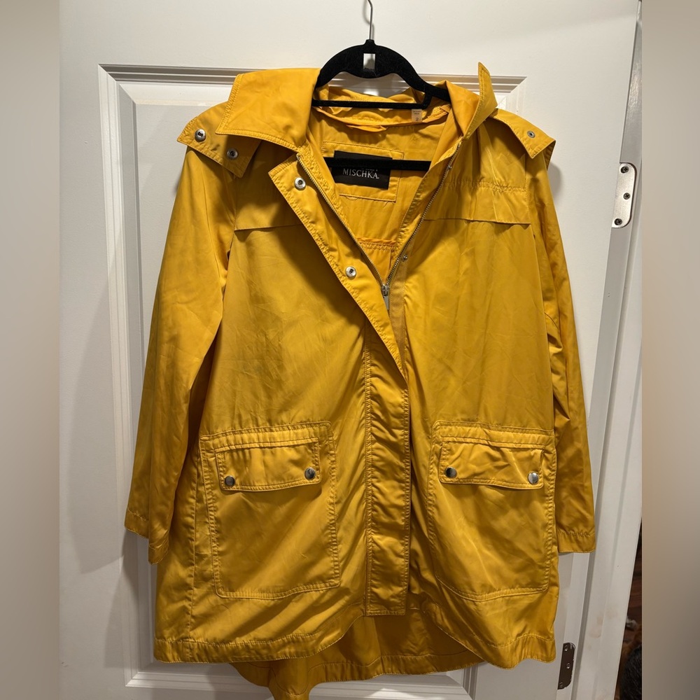Womens yellow raincoat (Badgley Mischka)